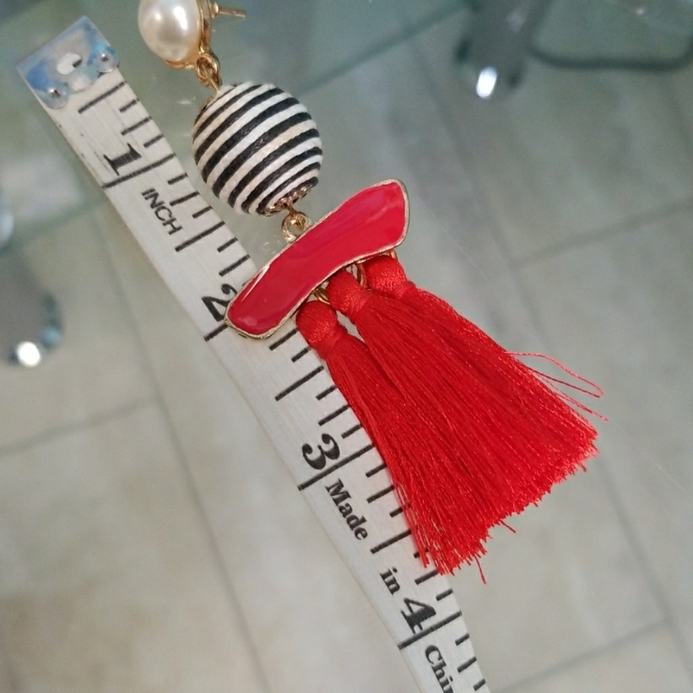 SOLD OUT - GIFT W/PURCHASE Tassel Earrings - Picture 5 of 5